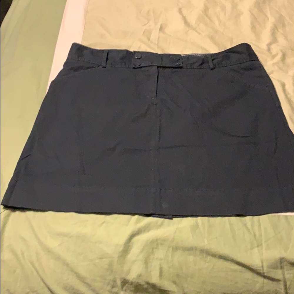 Old Navy Double side button skirt